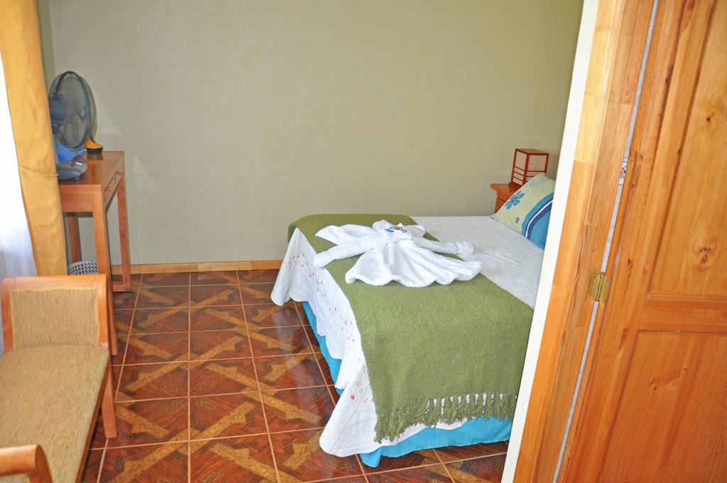 Hotel Tekarera - Kainga Nui Hanga Roa Bilik gambar
