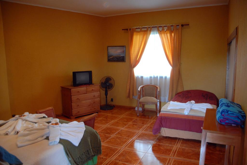 Hotel Tekarera - Kainga Nui Hanga Roa Bilik gambar